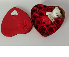 Набор подарочный Мыло Роза+Мишка в жестяном сердце , большой