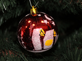 Шар 7см E6062 Деревня красный