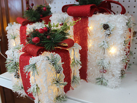 Набор коробок светящихся белые 3шт JS163