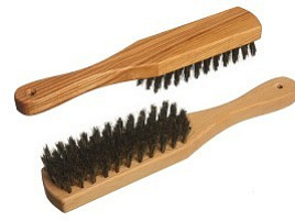 Щетка для обуви и одежды натур. темн.ворс 24см ручка Р/200