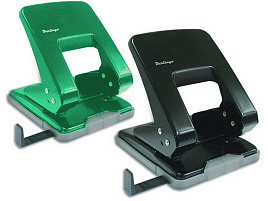 Дырокол Berlingo DDm_40071 метал. 40л., с линейкой, черный