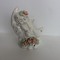 Статуэтка Ангел на месяце цветная лепка СКК-1008