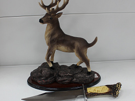 Статуэтка Олень