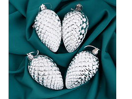 Фигурка Шишка 3259670 Снежная, белый 1шт